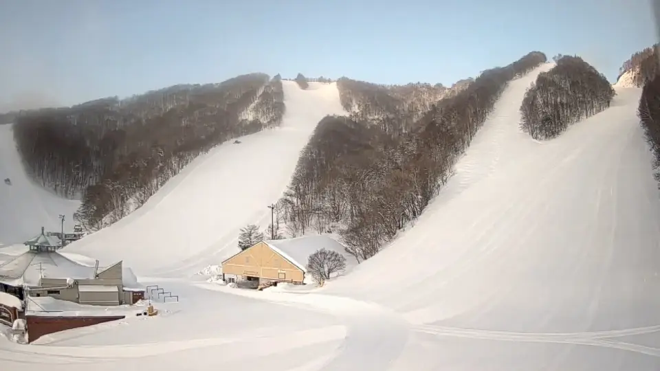 ホワイトワールド尾瀬岩鞍 - 群馬の天気・積雪情報 - ウェザーニュース
