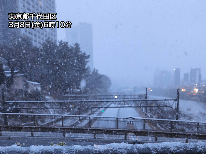 東京やさいたまなどで積雪 路面状況に注意 日本海側は雷雨のおそれ