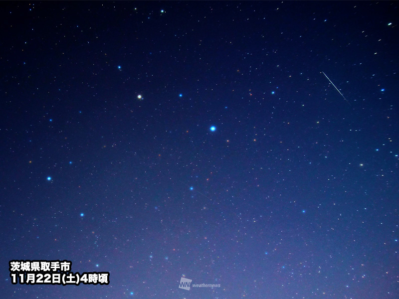 流れ星 2025年11月18日 しし座流星群が極大 - アストロアーツ