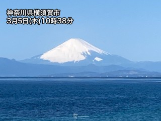 関東各地はクリアな青空 雪化粧をした富士山もくっきり - ウェザーニュース
