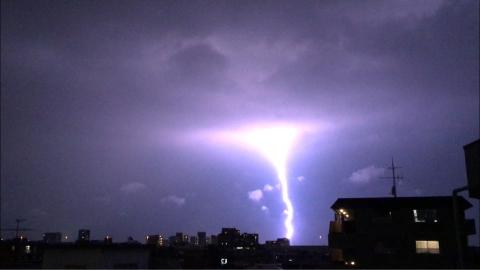 昨夜捉えた稲光 注目の空の写真 ウェザーニュース