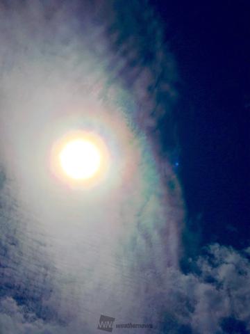 美しい極彩色の雲 注目の空の写真 ウェザーニュース