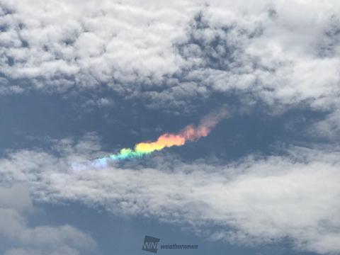 虹色に染まった雲発見！ 注目の空の写真 ウェザーニュース