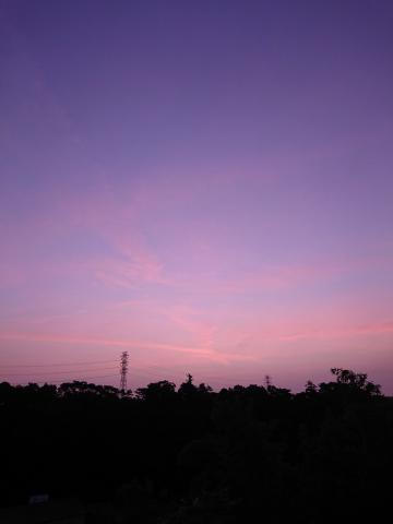 ピンクに染まる朝空 注目の空の写真 ウェザーニュース