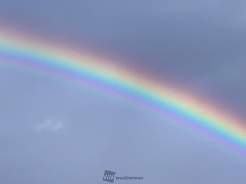 雨上がりの空に虹 注目の空の写真 ウェザーニュース