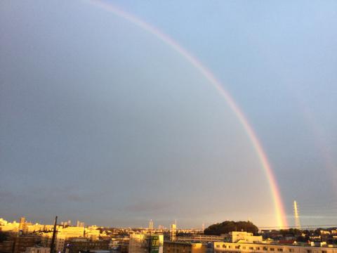 雨上がりの空に虹 注目の空の写真 ウェザーニュース
