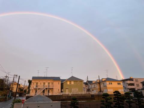 雨上がりの空に虹 注目の空の写真 ウェザーニュース