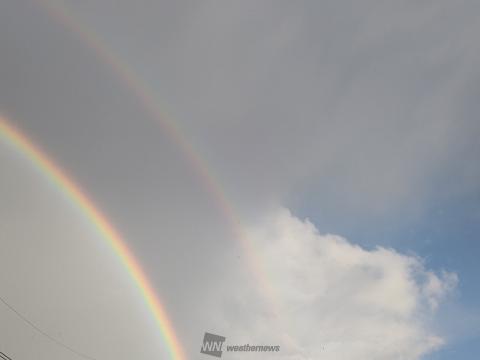 雨上がりの虹！ 注目の空の写真 ウェザーニュース