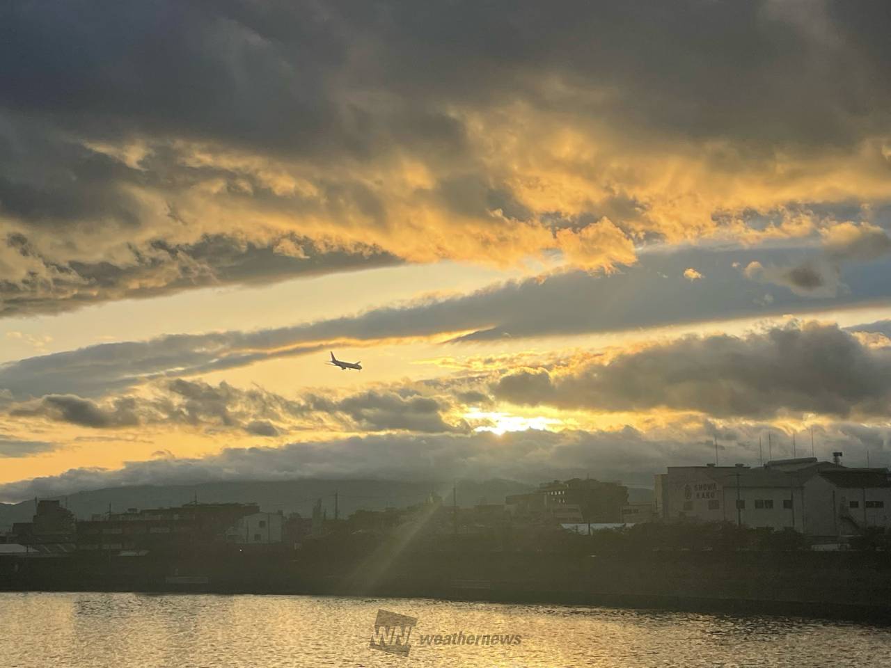 雨上がり、幻想的な空 注目の空の写真 ウェザーニュース
