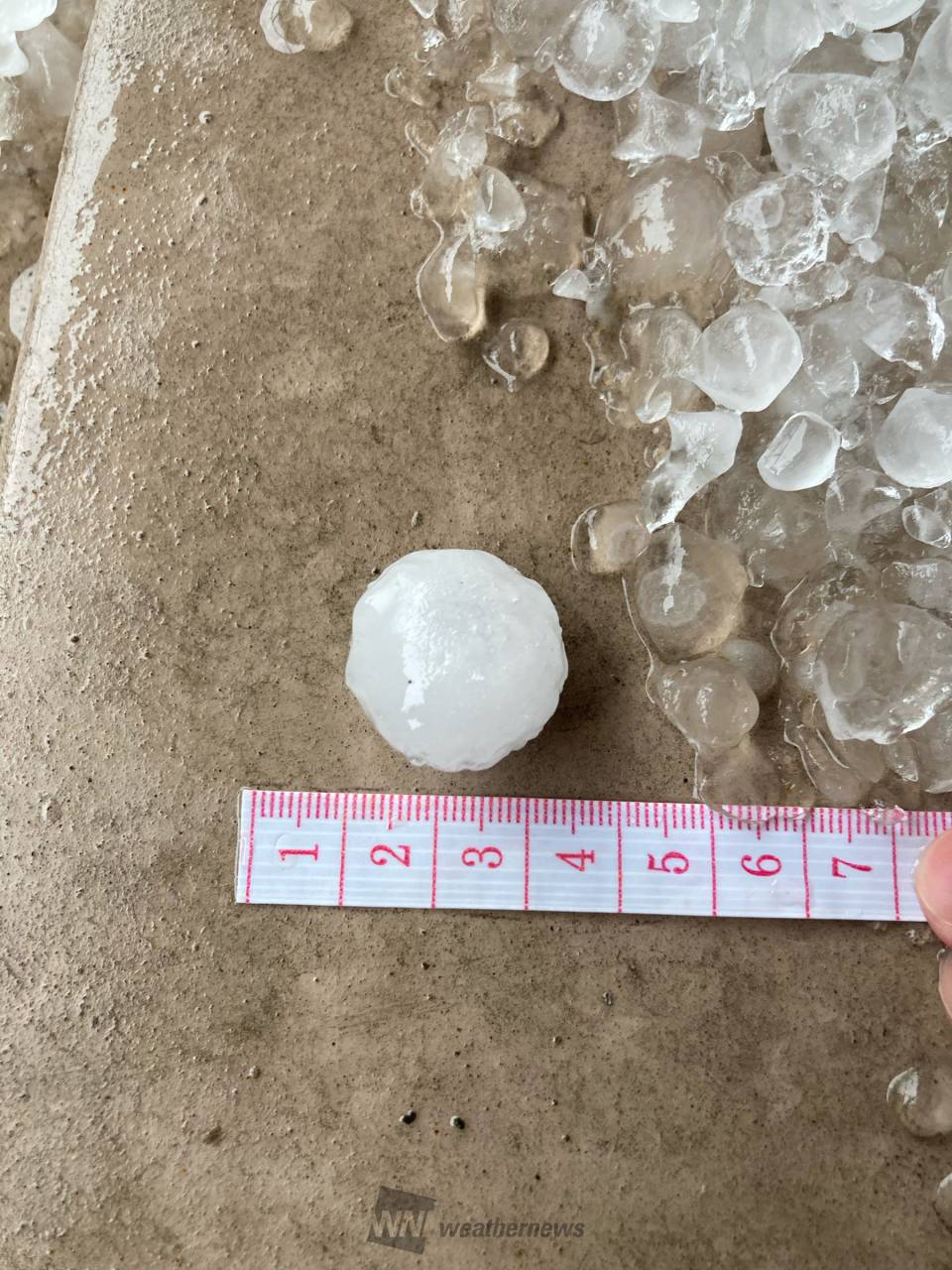 【現品】ぶつぶつノーネーム　検索) 麻花　冰雹 雹などシビア現象に注意 注目の空の写真 ウェザーニュース