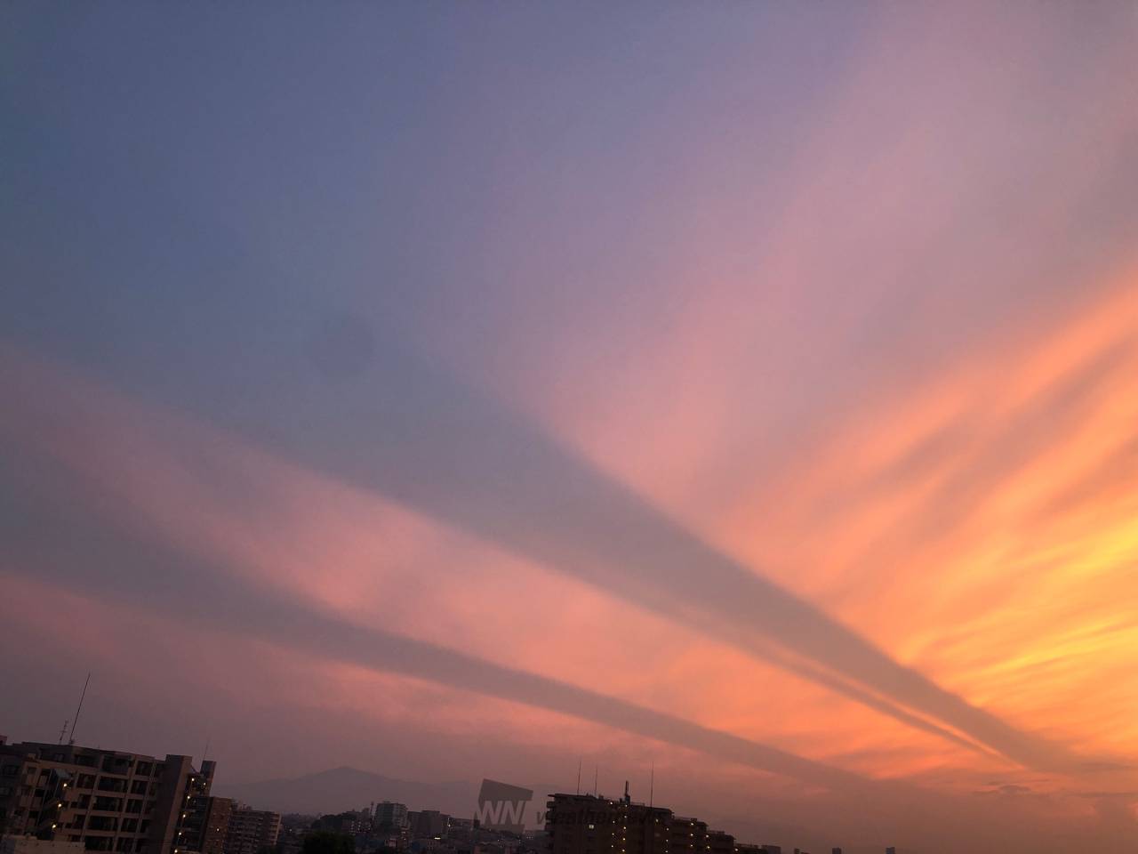 アートのような夕焼け 注目の空の写真 ウェザーニュース