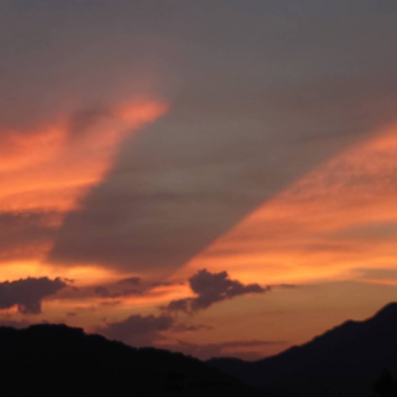 夕日写真 Aichi Prefecture, Japan 愛知県蒲郡市 「マジックアワーの竹島｣ 夕方