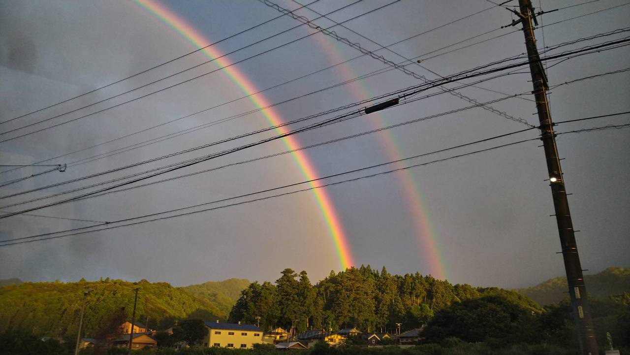 朝虹・ダブルレインボー 注目の空の写真 ウェザーニュース