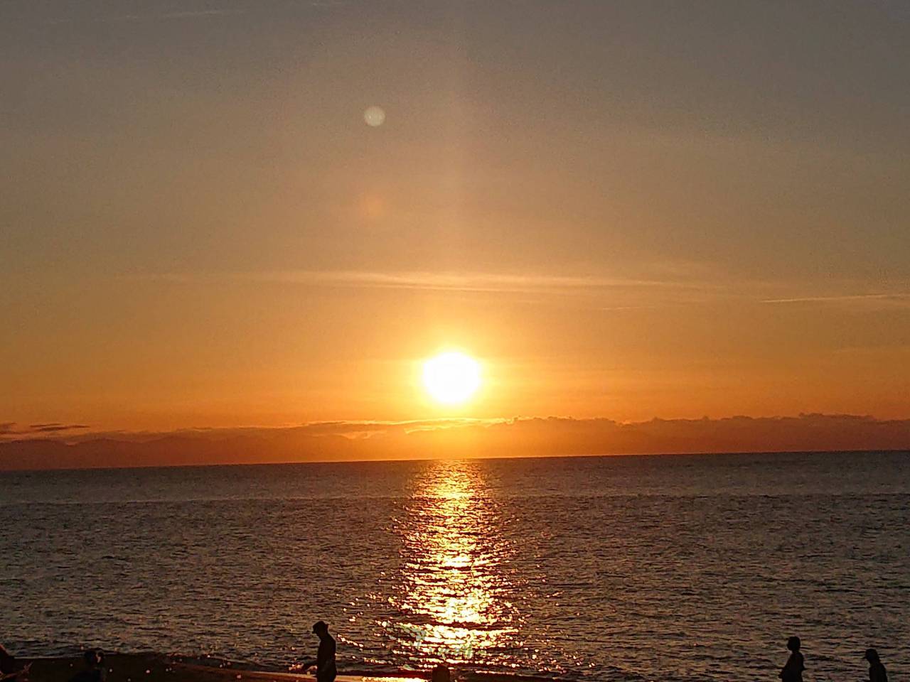 夕焼けの海 Kim 8/100題名夕焼けの海、作者 Kim 、版画No．8/100