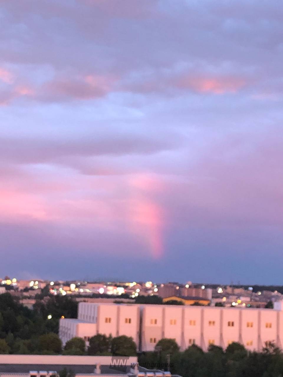 空に大きな虹出現 注目の空の写真 ウェザーニュース