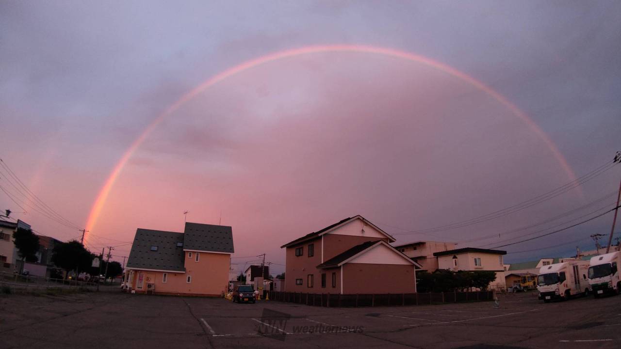 空に大きな虹出現 注目の空の写真 ウェザーニュース