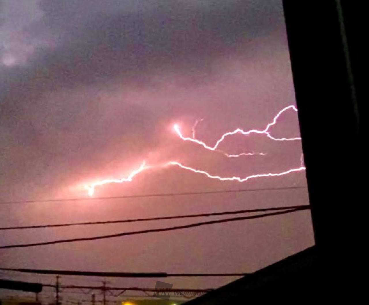 九州地方は激しい雷雨に 注目の空の写真 ウェザーニュース