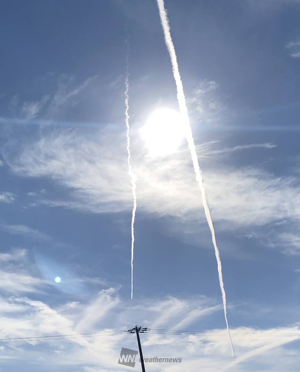 長～い飛行機雲 注目の空の写真 ウェザーニュース