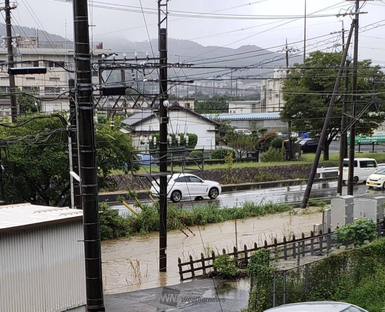 台風15号や前線の影響で雨 強雨に警戒 注目の空の写真 ウェザーニュース