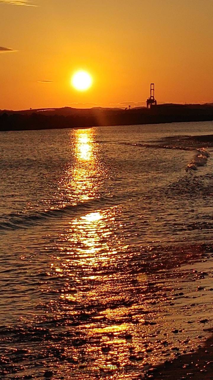 夕暮れシルエット 注目の空の写真 ウェザーニュース