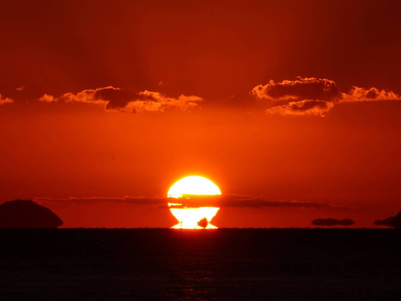 だるま夕日が現る 注目の空の写真 ウェザーニュース