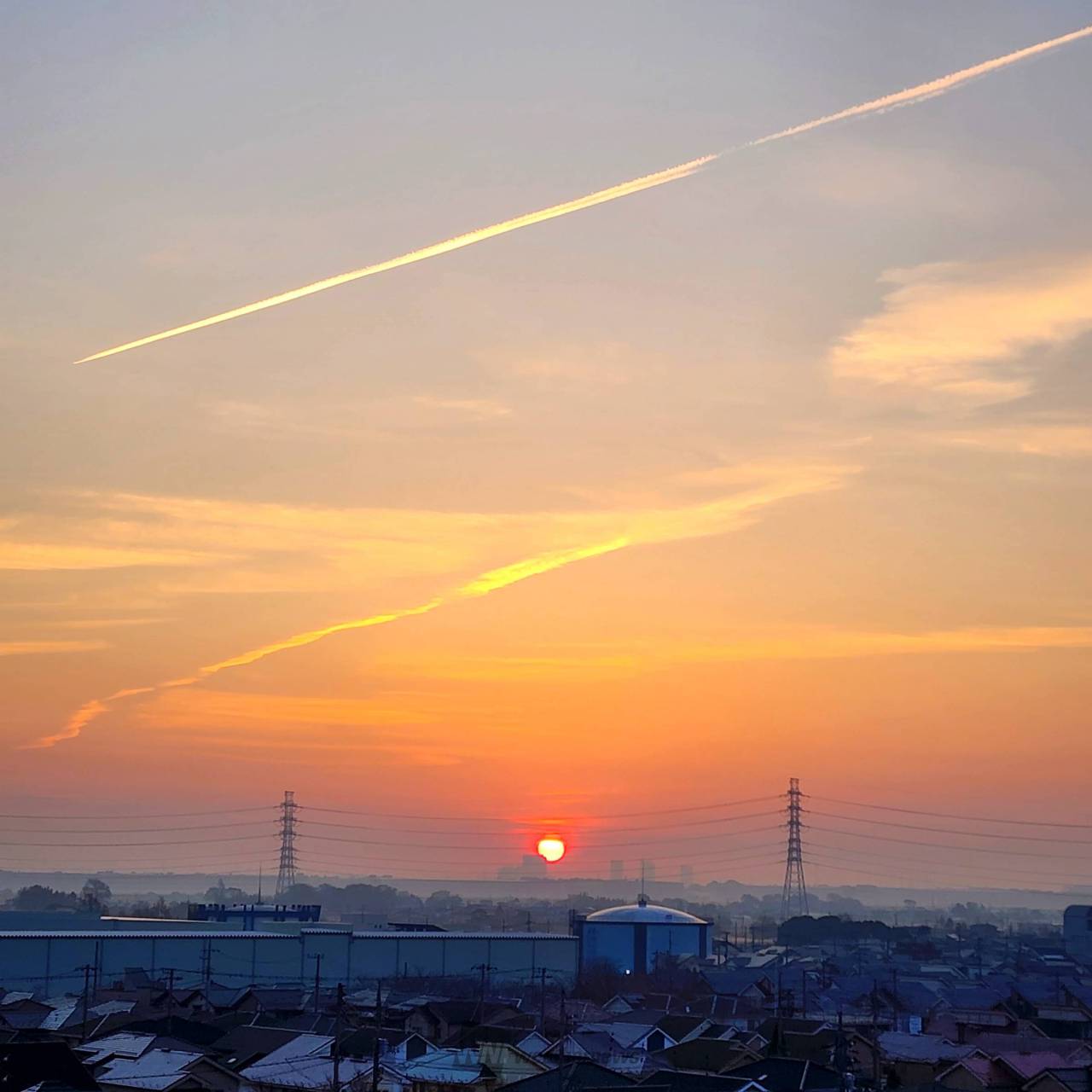朝焼けに染まる空 注目の空の写真 ウェザーニュース