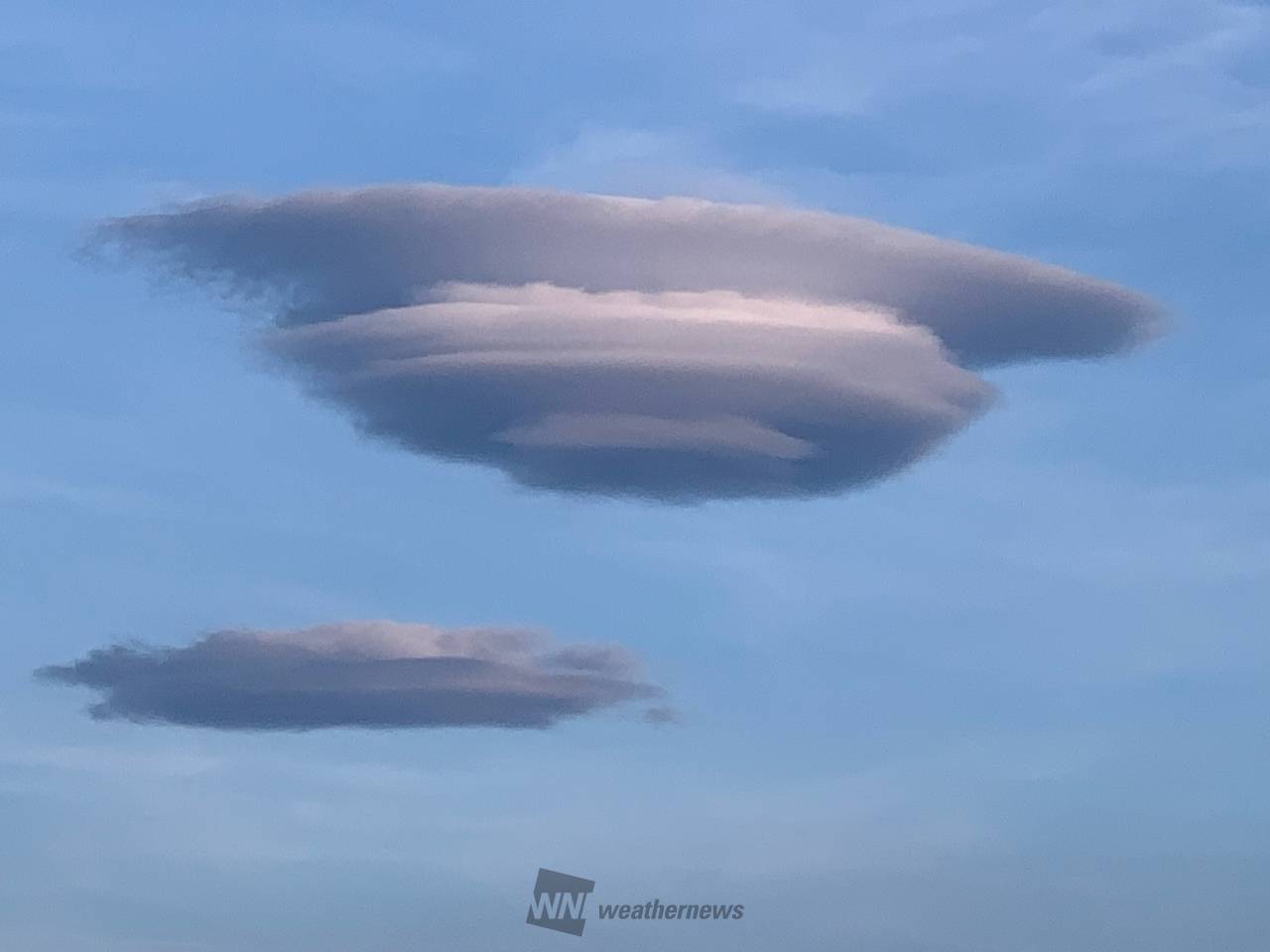 関東上空に強風のサイン 注目の空の写真 ウェザーニュース