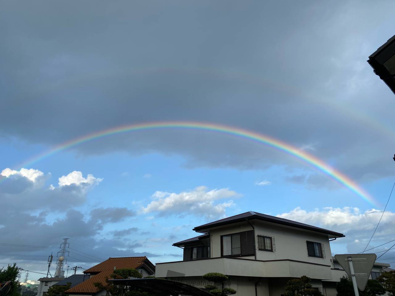 朝虹みえた 注目の空の写真 ウェザーニュース