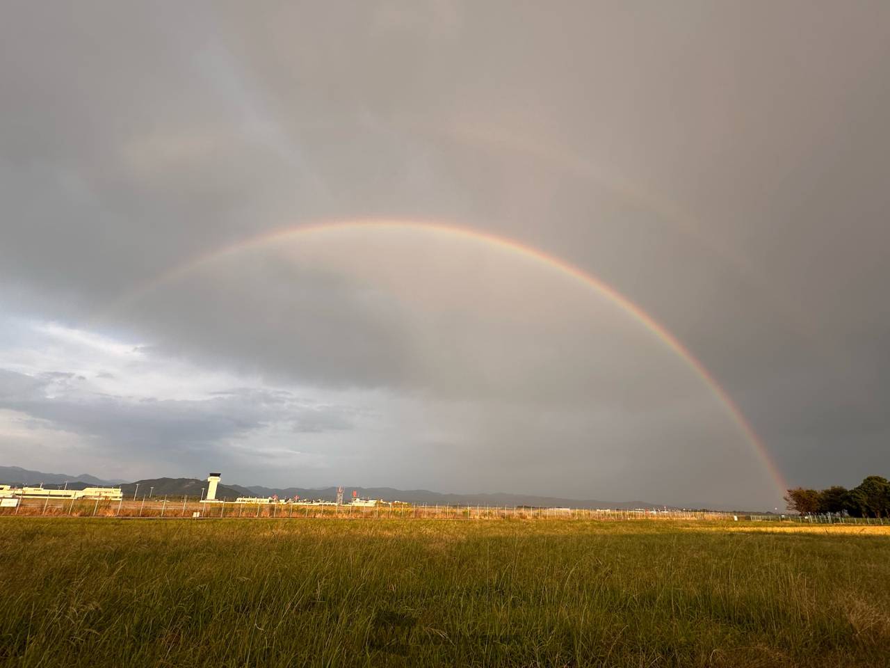 虹が出現 注目の空の写真 ウェザーニュース