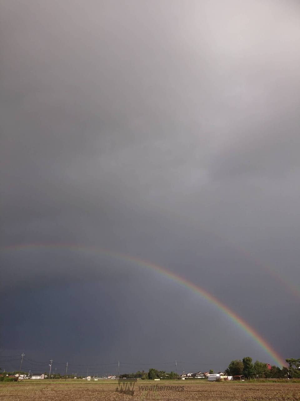 二重の虹がくっきり！ 注目の空の写真 ウェザーニュース