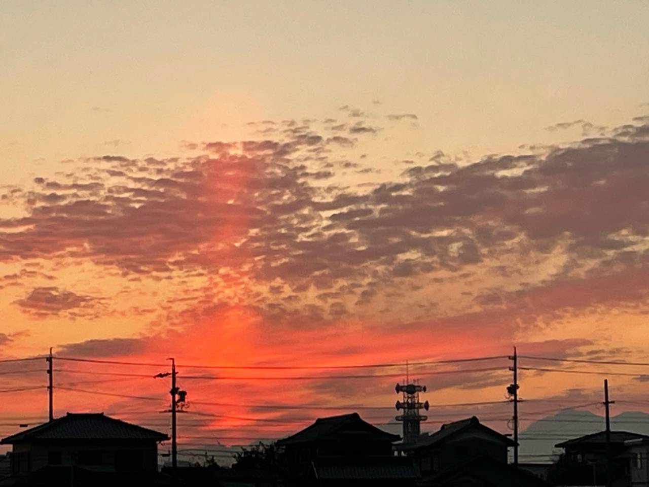 夕焼けサンピラー 注目の空の写真 ウェザーニュース