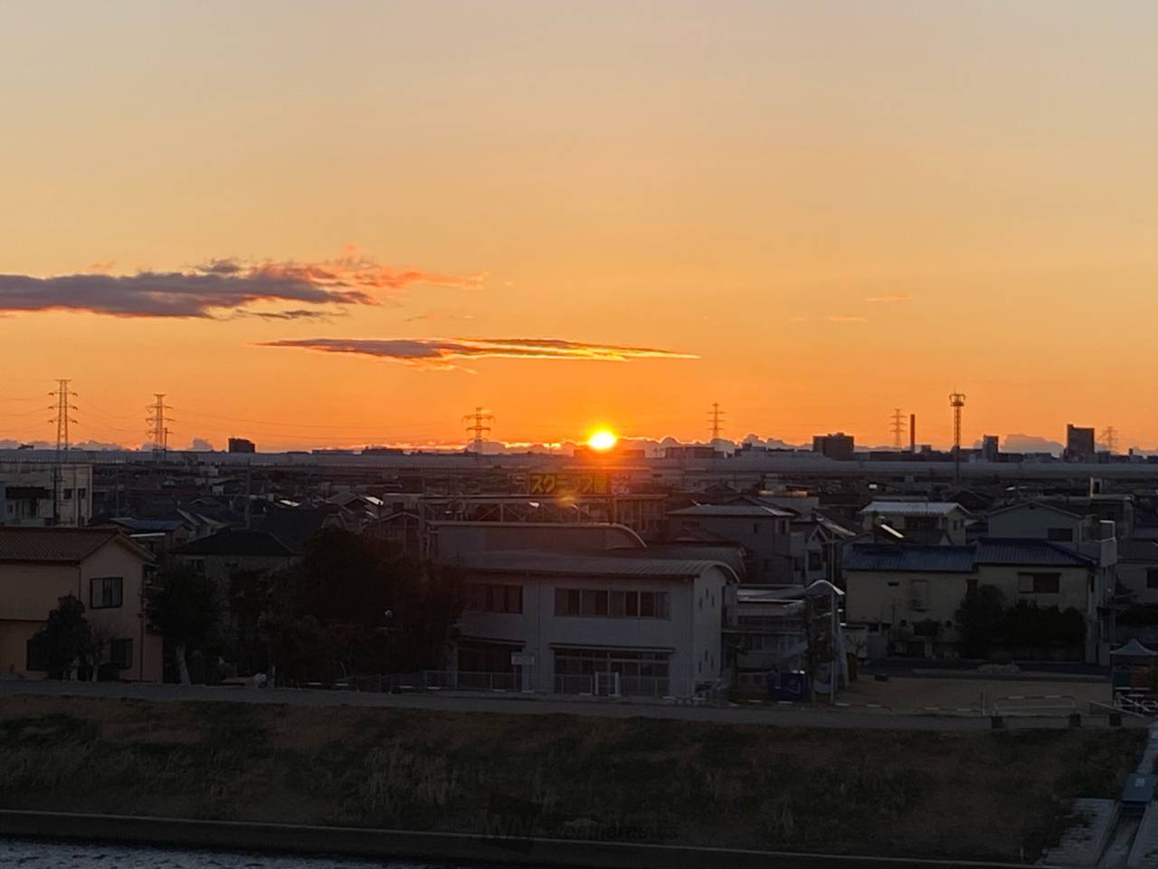 令和元年五月一日の初日の出の写真 令和五年元旦 初日の出 宮崎市木崎浜 | ☆hiroの部屋☆