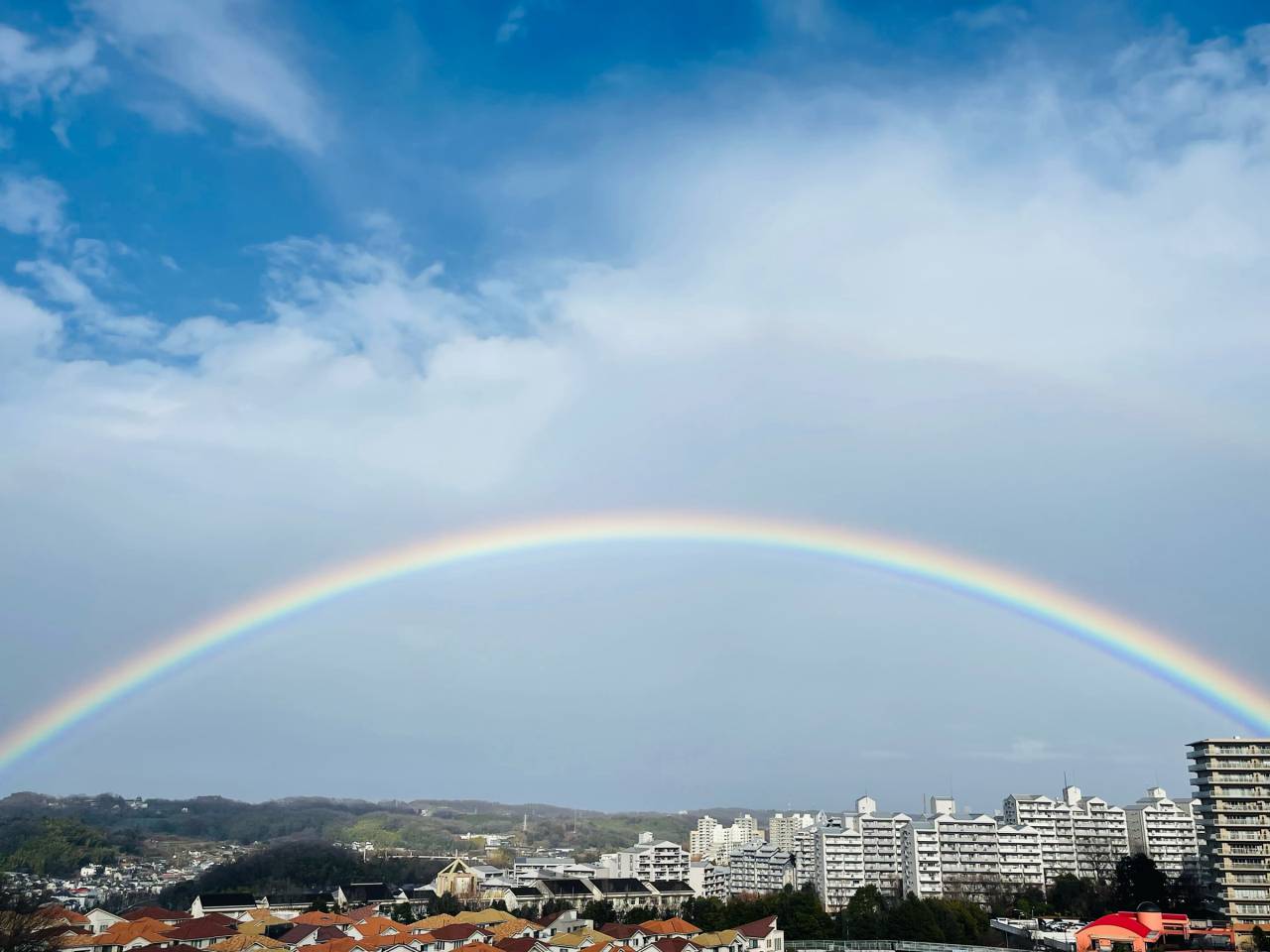 雨あがりに虹🌈 注目の空の写真 ウェザーニュース