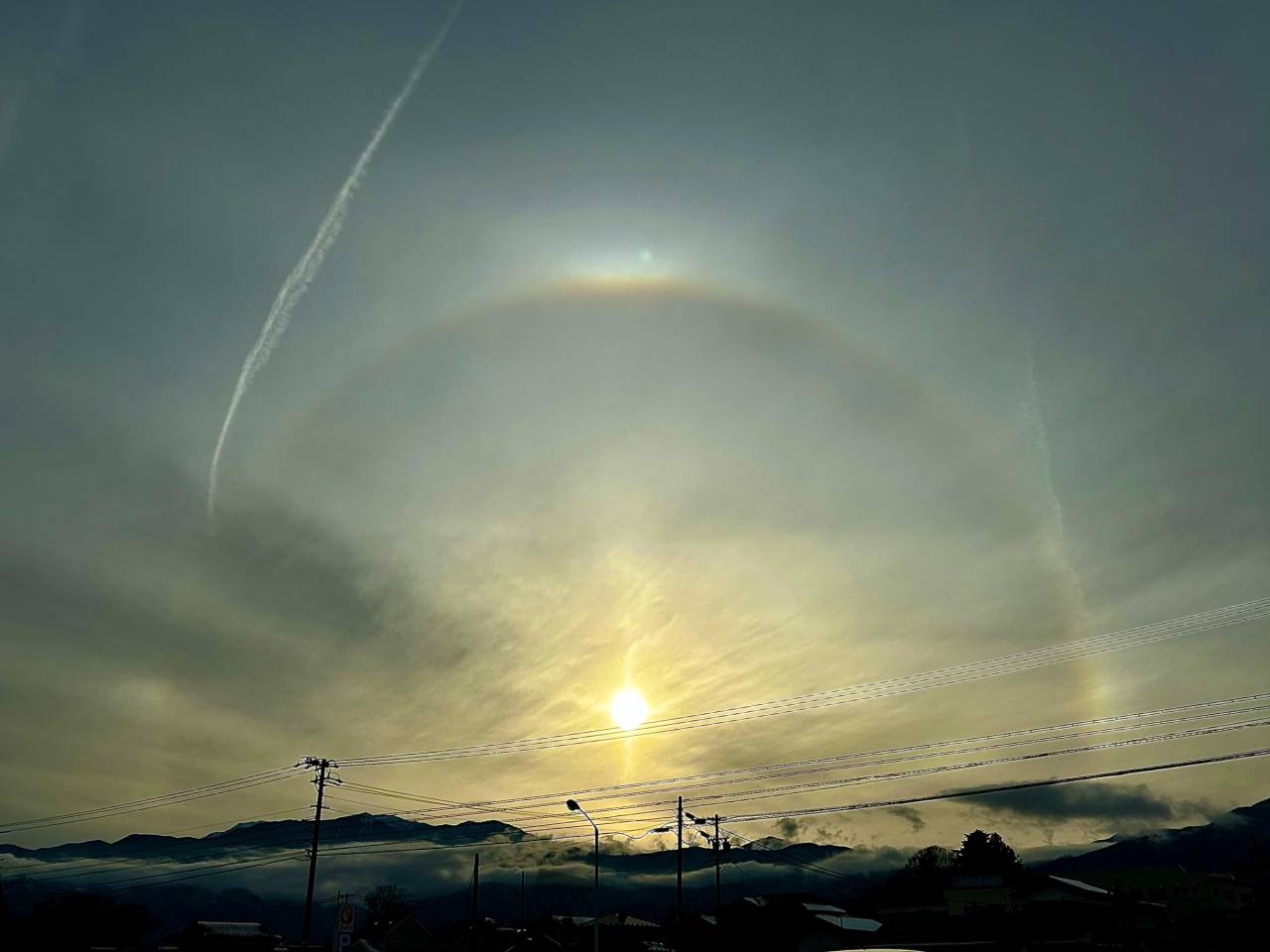 西日本〜関東でハロなど虹色現象 注目の空の写真 ウェザーニュース