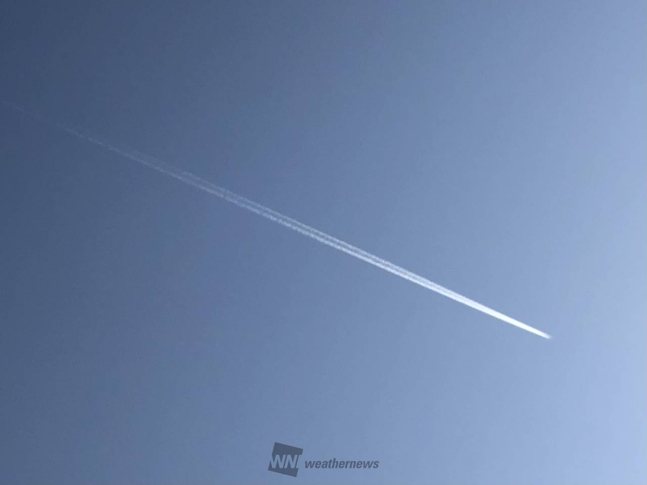 青空にビューン 注目の空の写真 ウェザーニュース