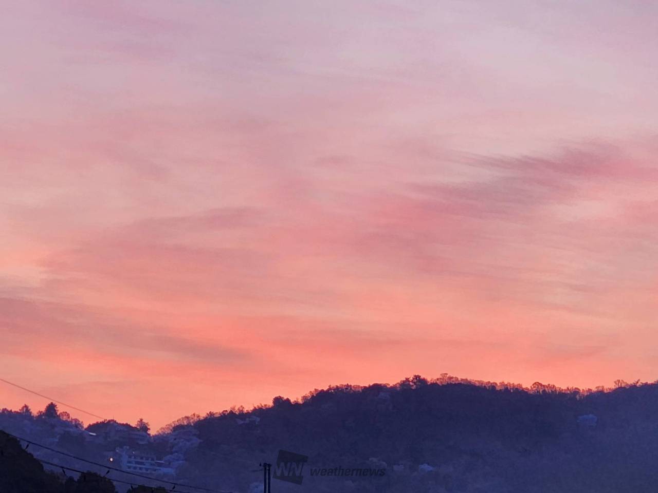 今朝の朝焼け 注目の空の写真 ウェザーニュース