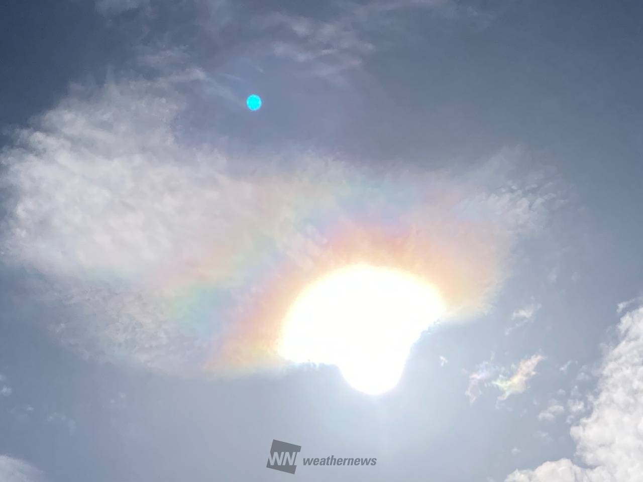 虹色の雲「彩雲」 注目の空の写真 ウェザーニュース