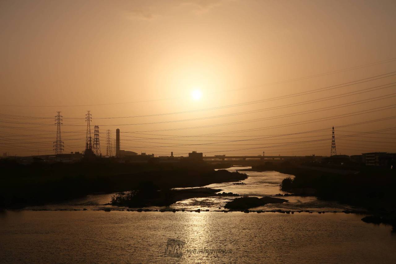 ぼんやり夕焼け空 注目の空の写真 ウェザーニュース