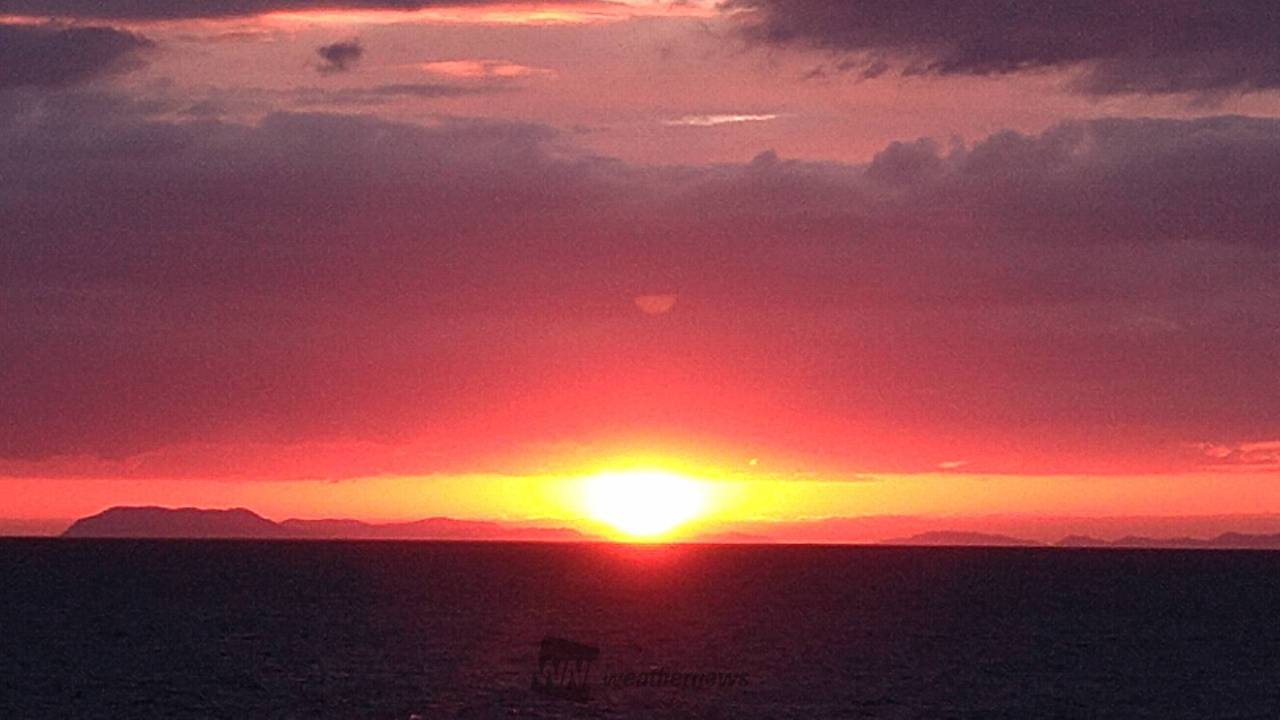 賑やかな夕刻 注目の空の写真 ウェザーニュース