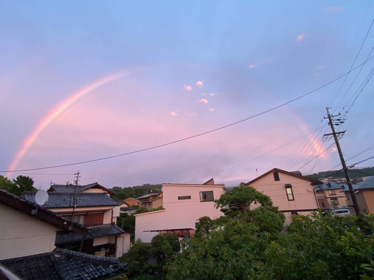 夕空に虹が現る🌈 注目の空の写真 ウェザーニュース