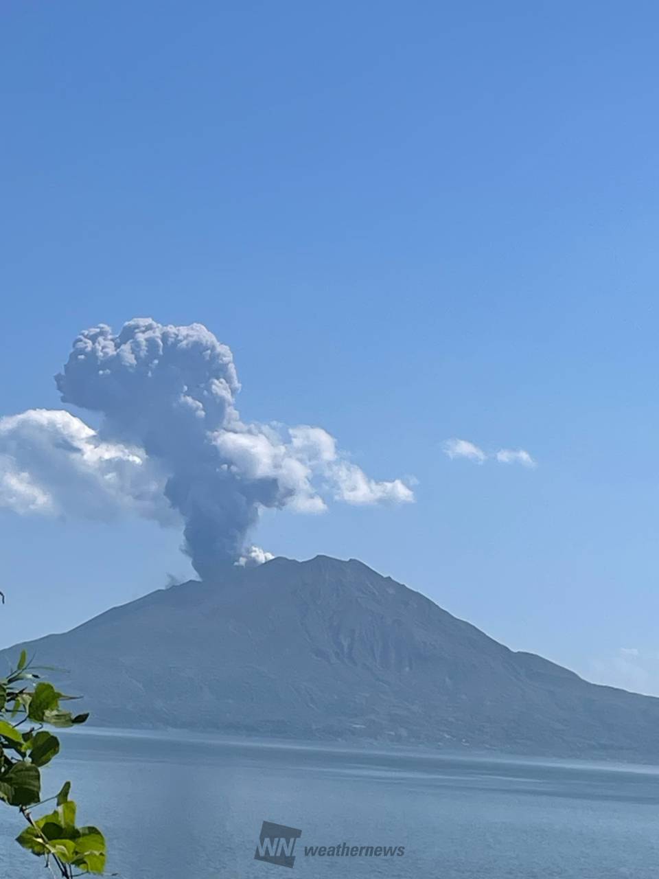 桜島で爆発が発生 注目の空の写真 ウェザーニュース