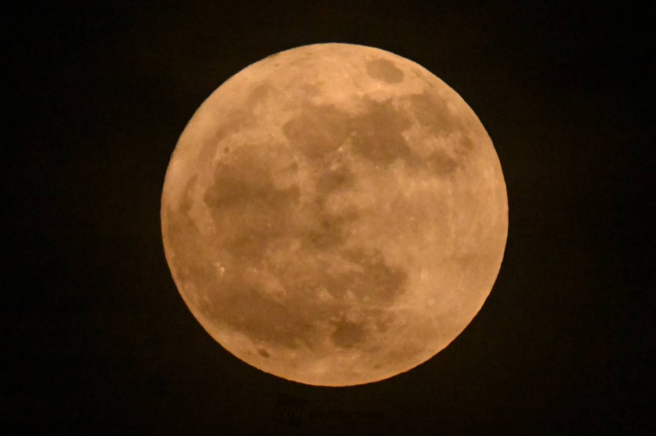 昨夜は満月 注目の空の写真 ウェザーニュース