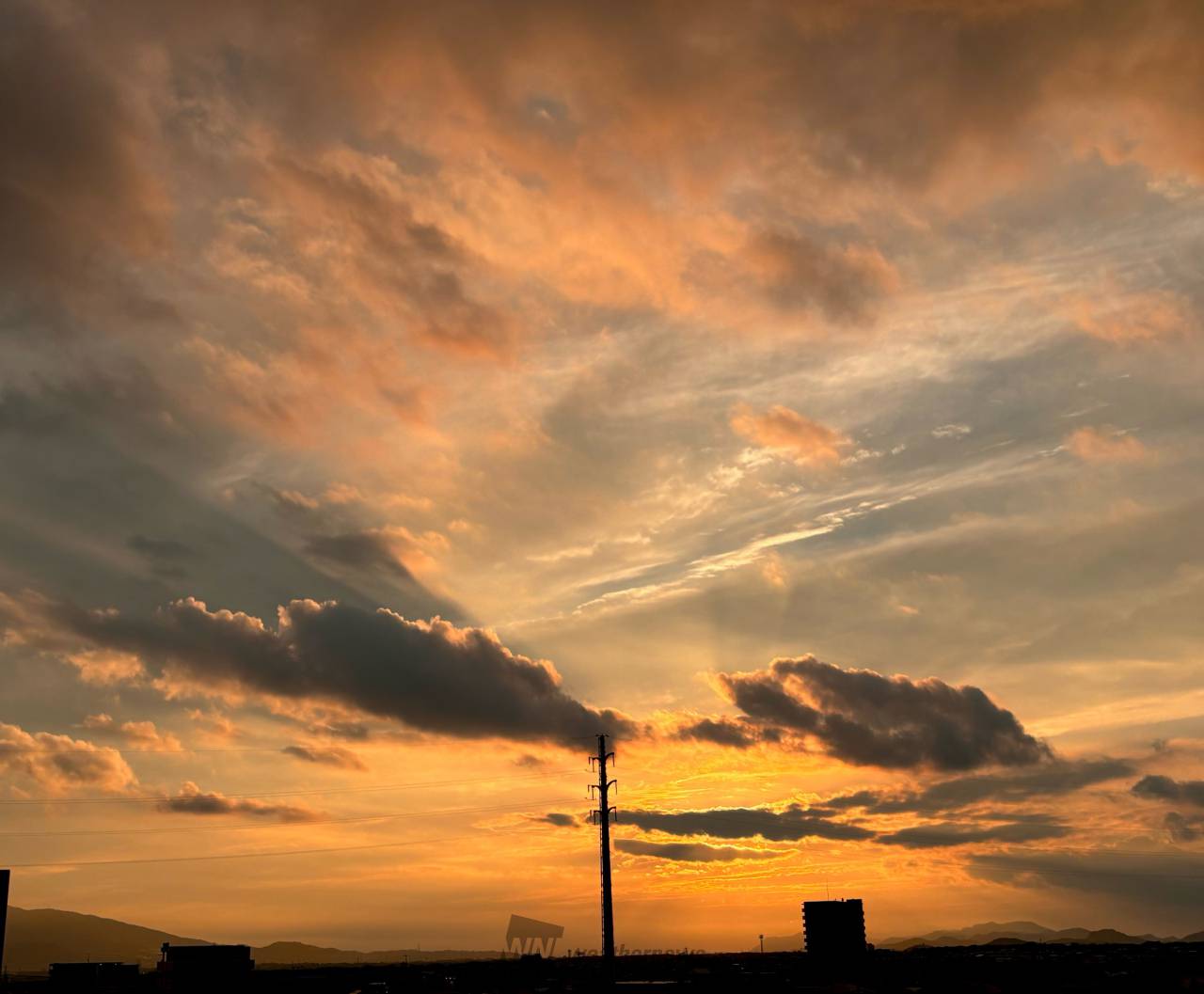 5月最後の夕日・夕焼け 注目の空の写真 ウェザーニュース