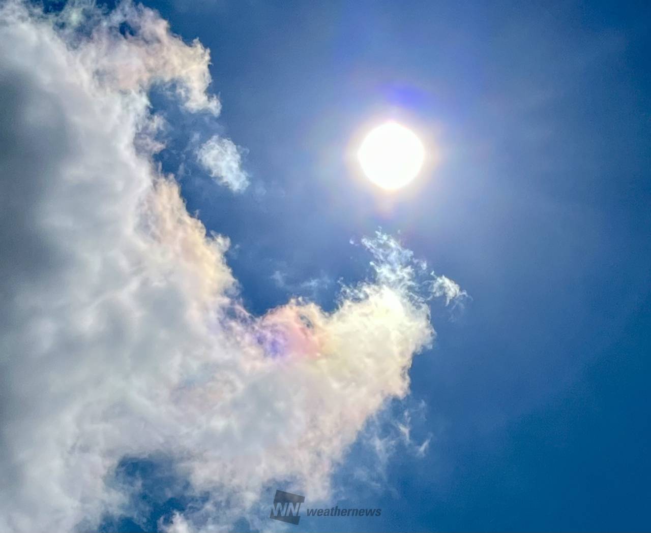 虹色の雲「彩雲」 注目の空の写真 ウェザーニュース