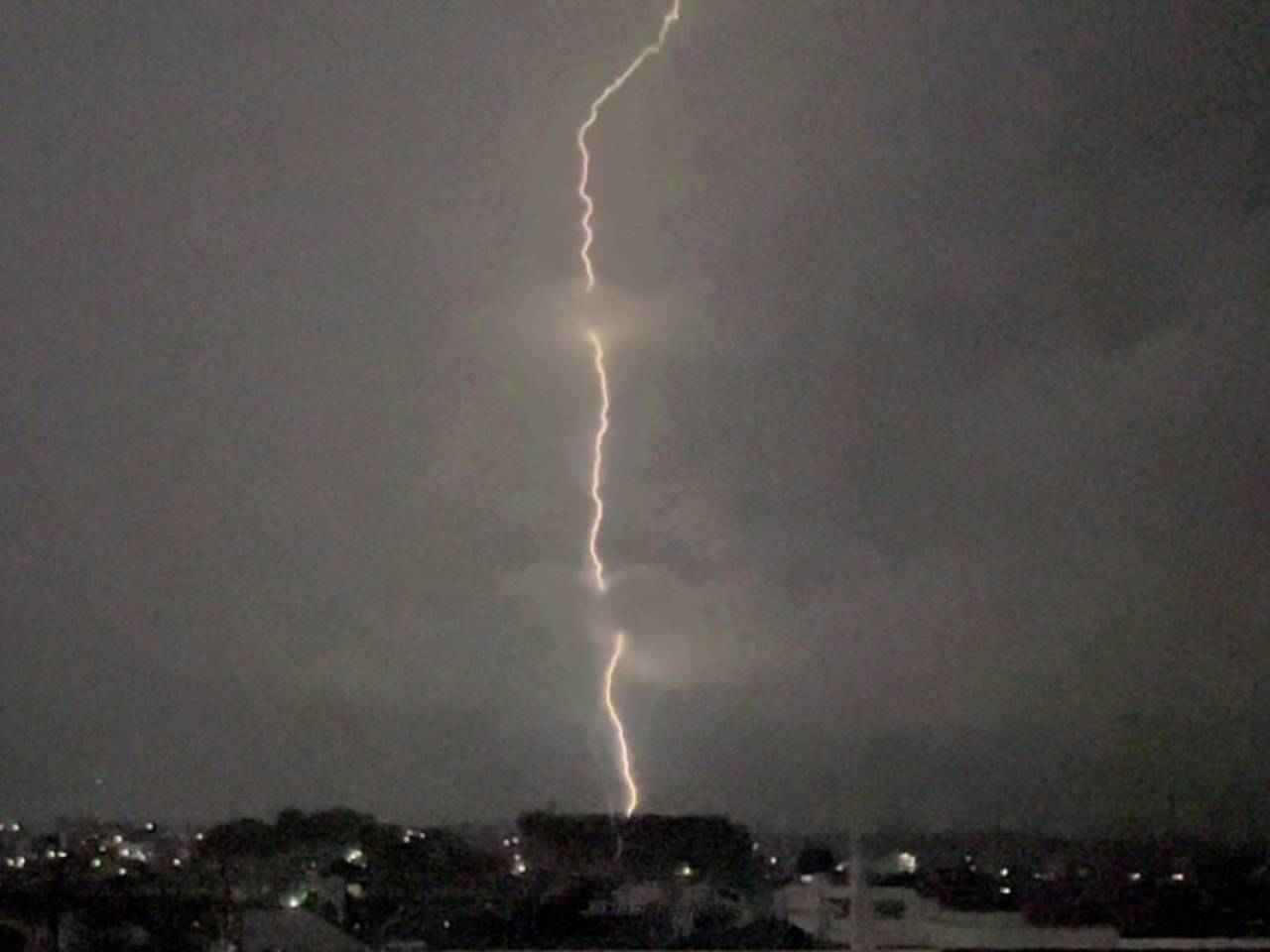ゲリラ雷雨が発生 注目の空の写真 ウェザーニュース