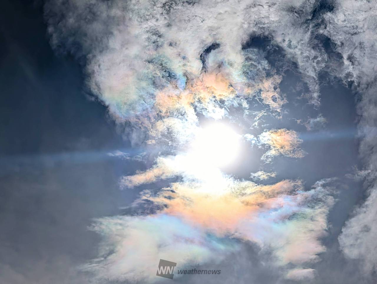 虹色の雲 注目の空の写真 ウェザーニュース