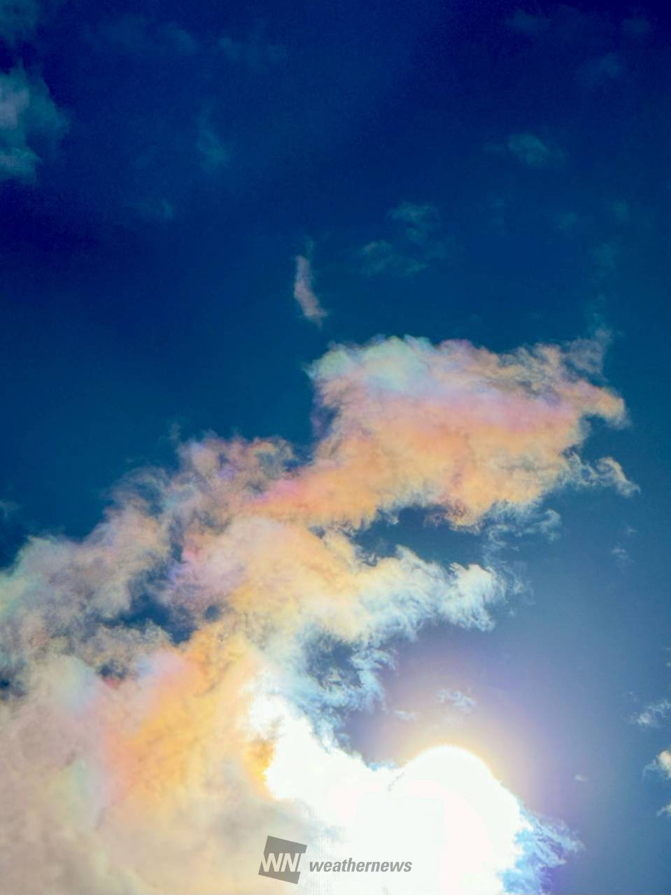 虹色の雲 注目の空の写真 ウェザーニュース