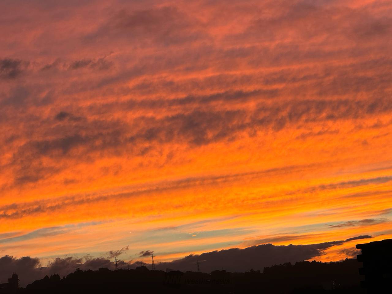 いつもと違う夕焼け 注目の空の写真 ウェザーニュース