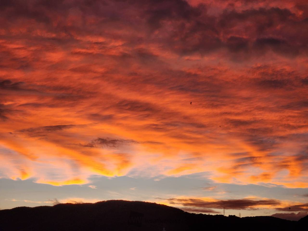 いつもと違う夕焼け 注目の空の写真 ウェザーニュース