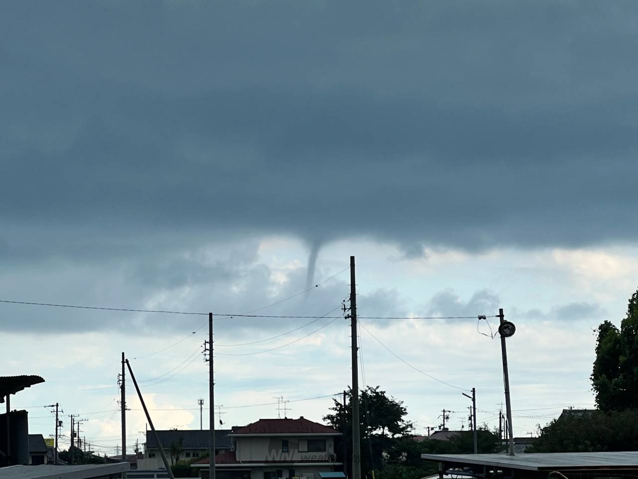 静岡で漏斗雲発生、竜巻注意 注目の空の写真 ウェザーニュース